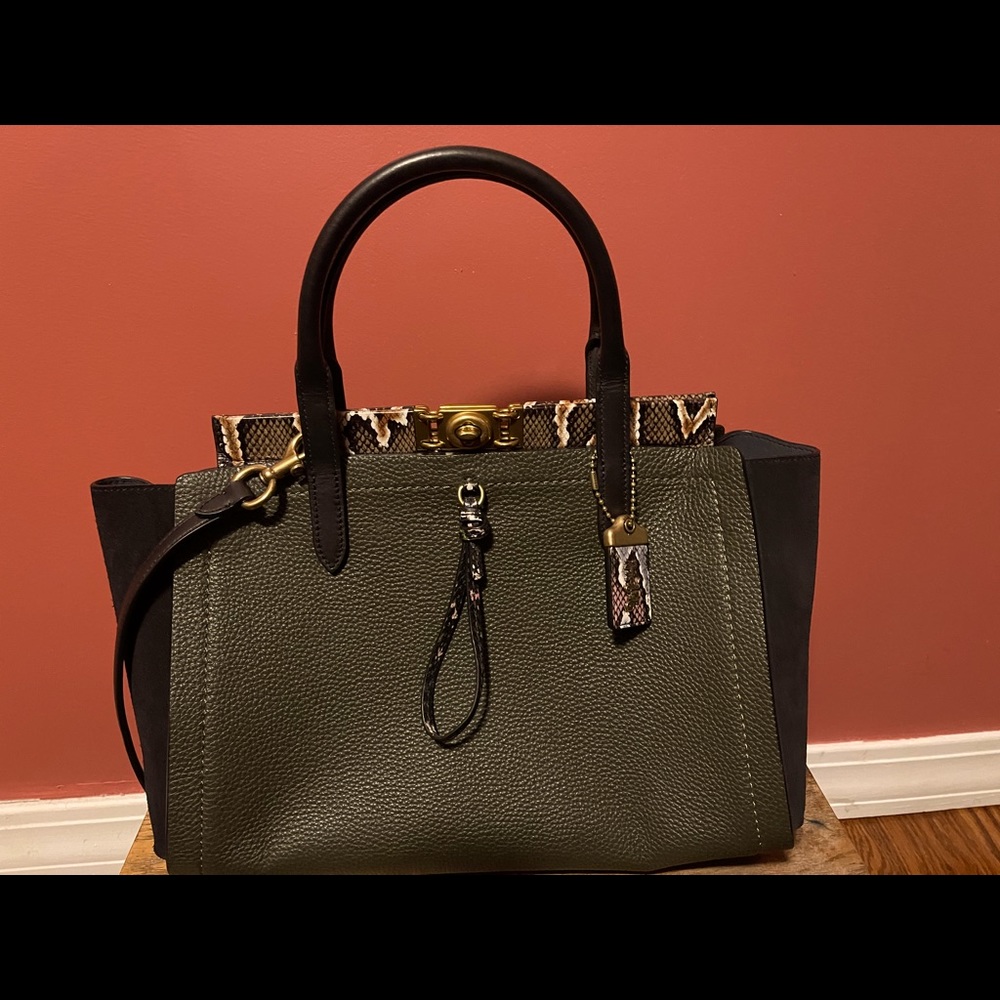 Coach Troupe Carryall 35 Pre-owned